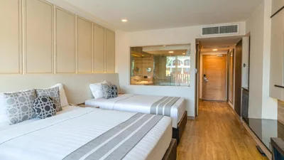 Deluxe Room — Phuket Graceland Resort and Spa