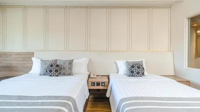 Deluxe Room With Pool Access — Phuket Graceland Resort and Spa